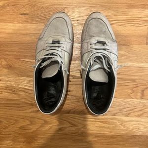 Vintage Burberry Used Leather Tennis Shoes